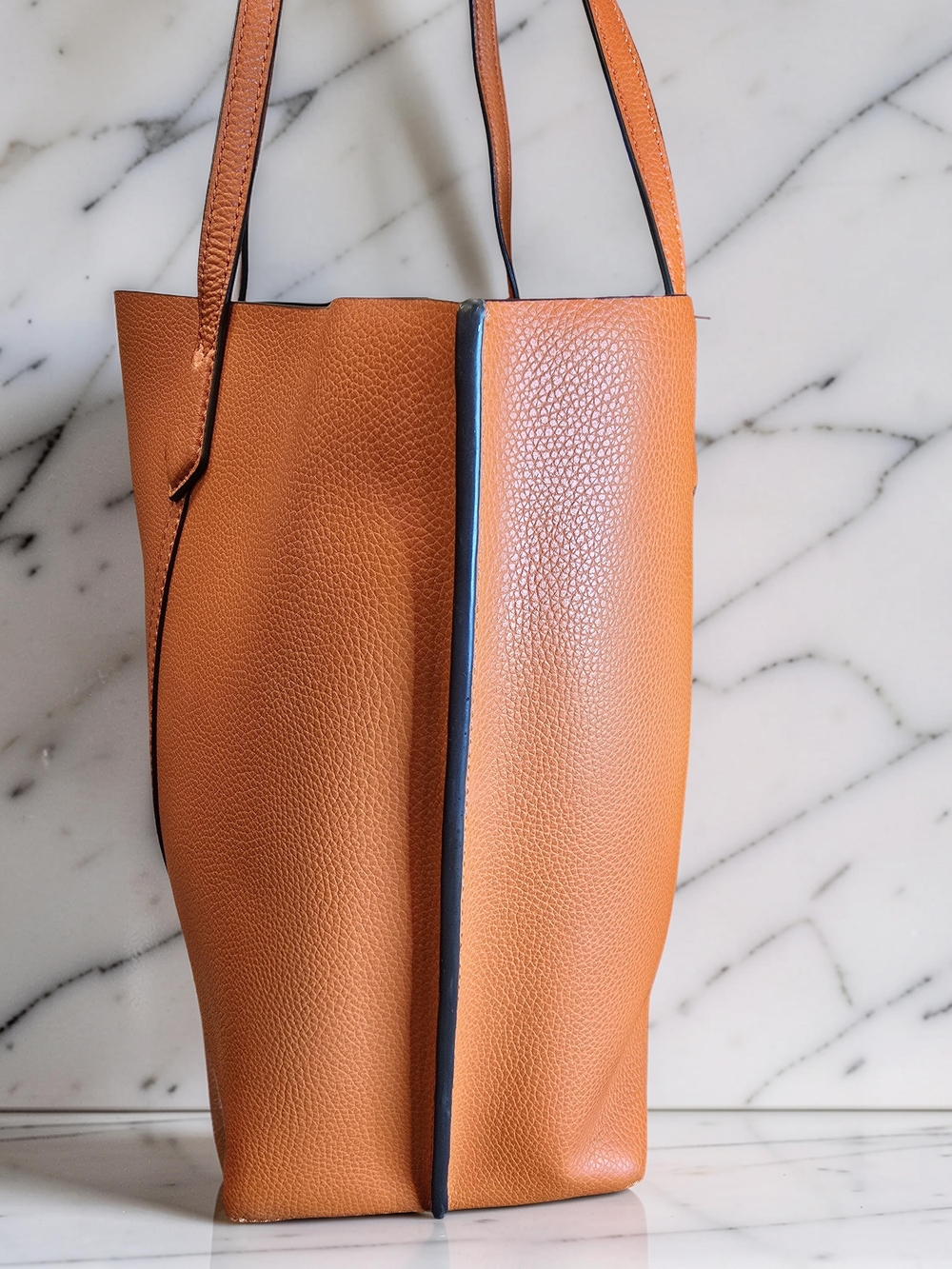 Tory Burch Perry Triple-Compartment Leather Tote Bag - Picture 3 of 15